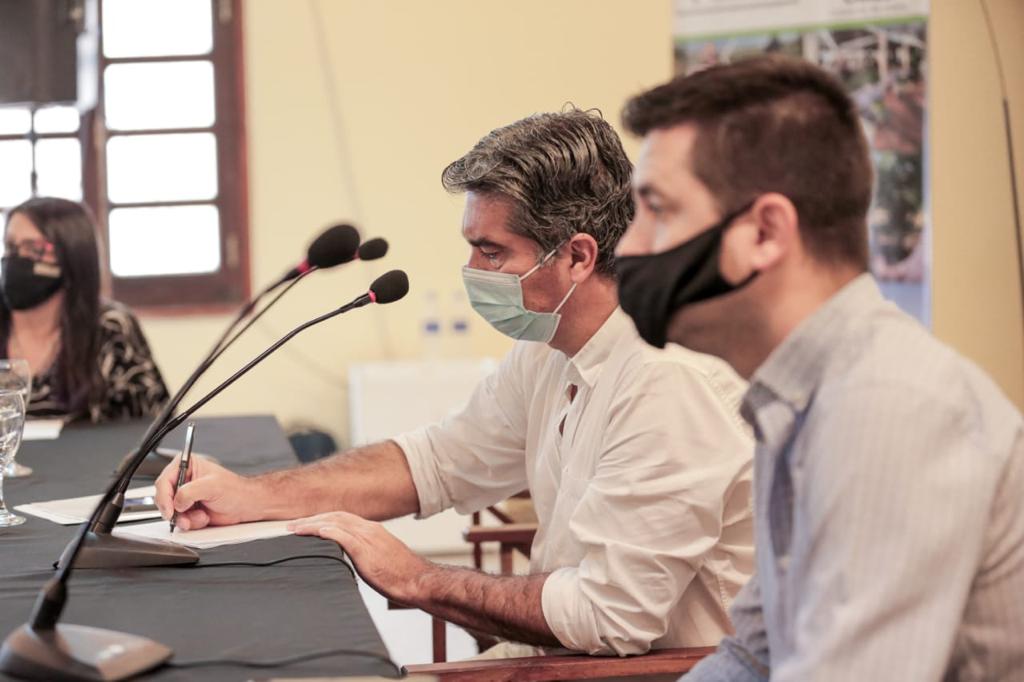 329f2c1b-bfbe-4a84-a87b-2a7614877e5a