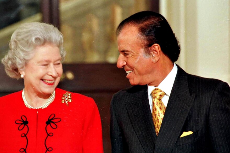 carlos menen y la reina isabel