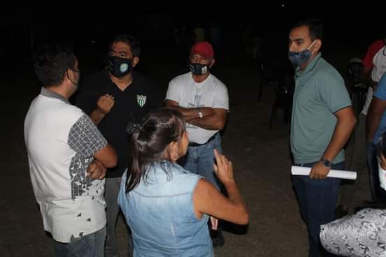 Victor Rea reunion por viviendas