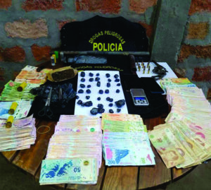 Secuestraron marihuana y armas de fuego durante un allanamiento en Sáenz Peña