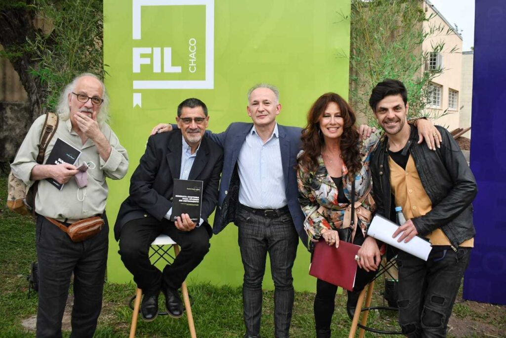 Tete Romero presenta Fantasmas del Paraná
