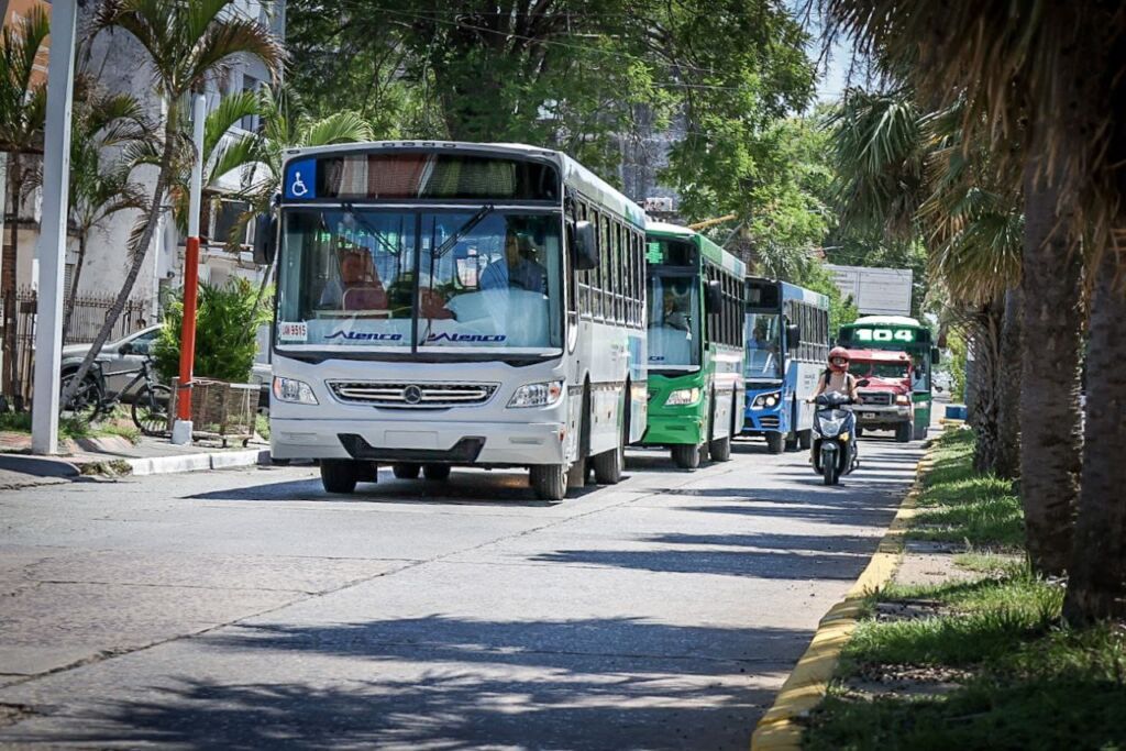 La UTA se bajó del paro general y habrá colectivos el jueves