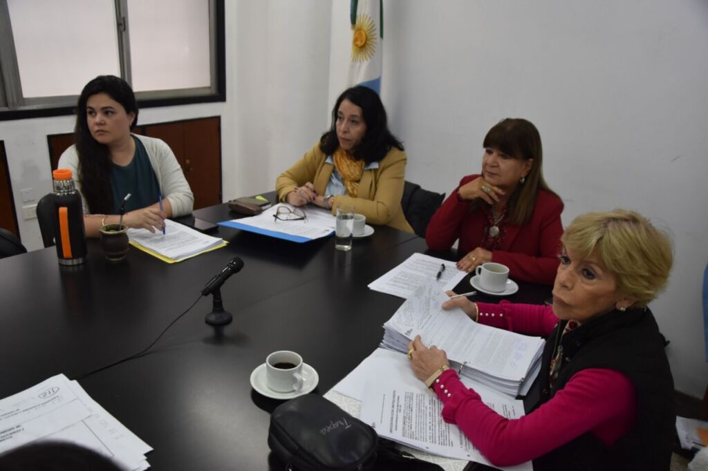 c3b3e818-53d0-4dc5-96ca-951ad2aeb2ff