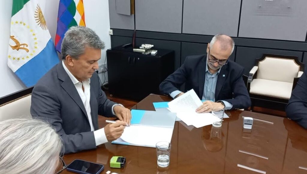 5d245edc-af93-494d-b5fa-9bc95d7658d5