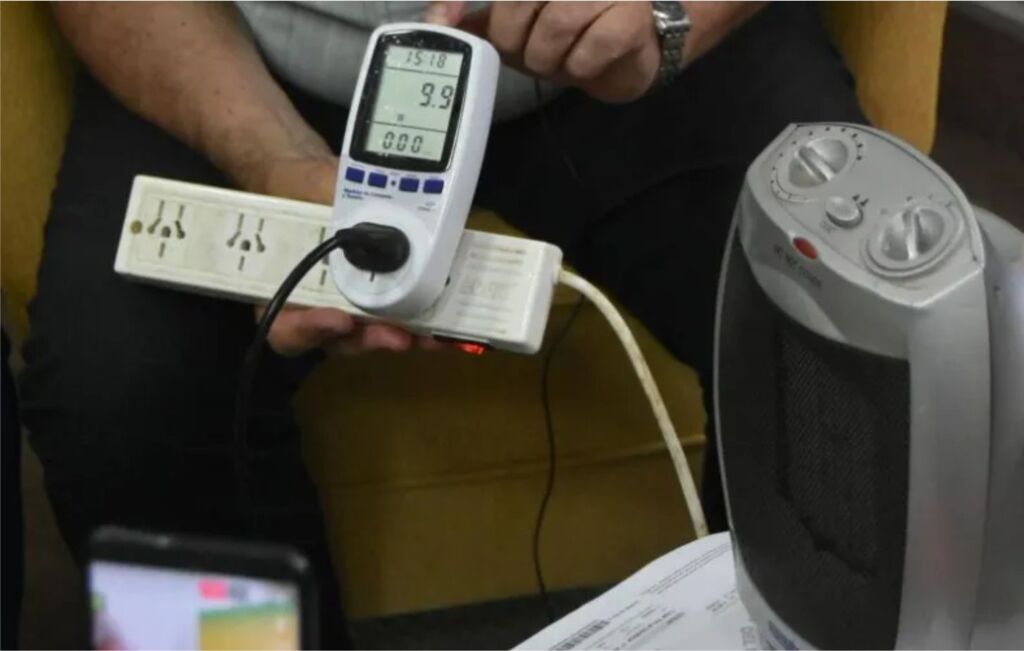 dispositivo para controlar la energía electrica