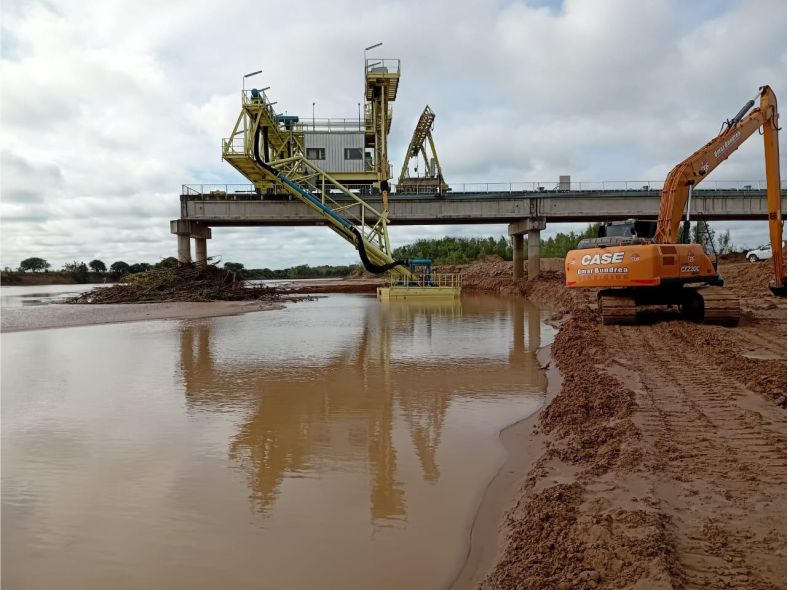 Puerto Lavalle bajante del bermejo