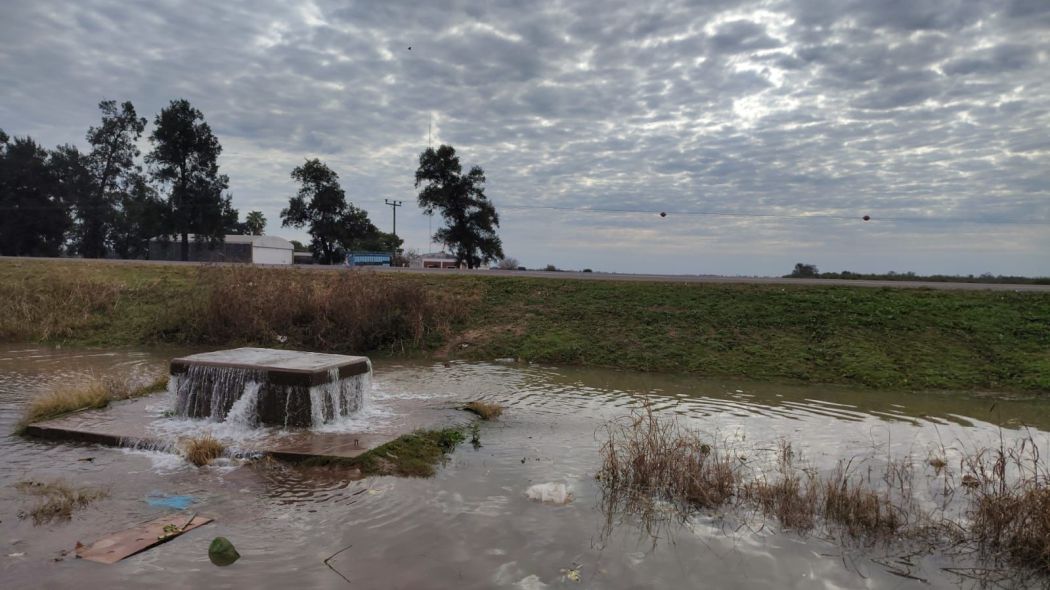 acueducto vandalizado