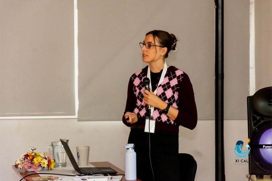 INvestigadoa UNNe Japon