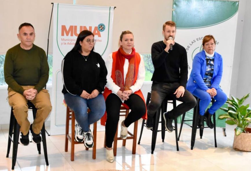 Mes de las Infancias