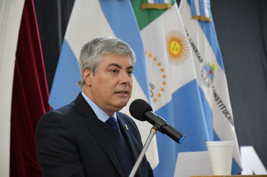 ector de la Universidad Nacional del Nordeste, doctor Omar Larroza