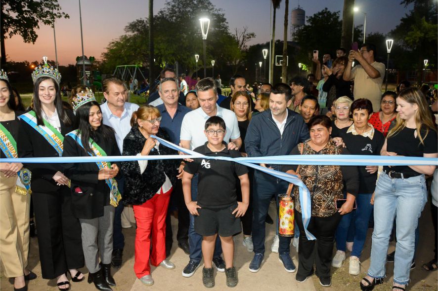 plaza renovada s peña