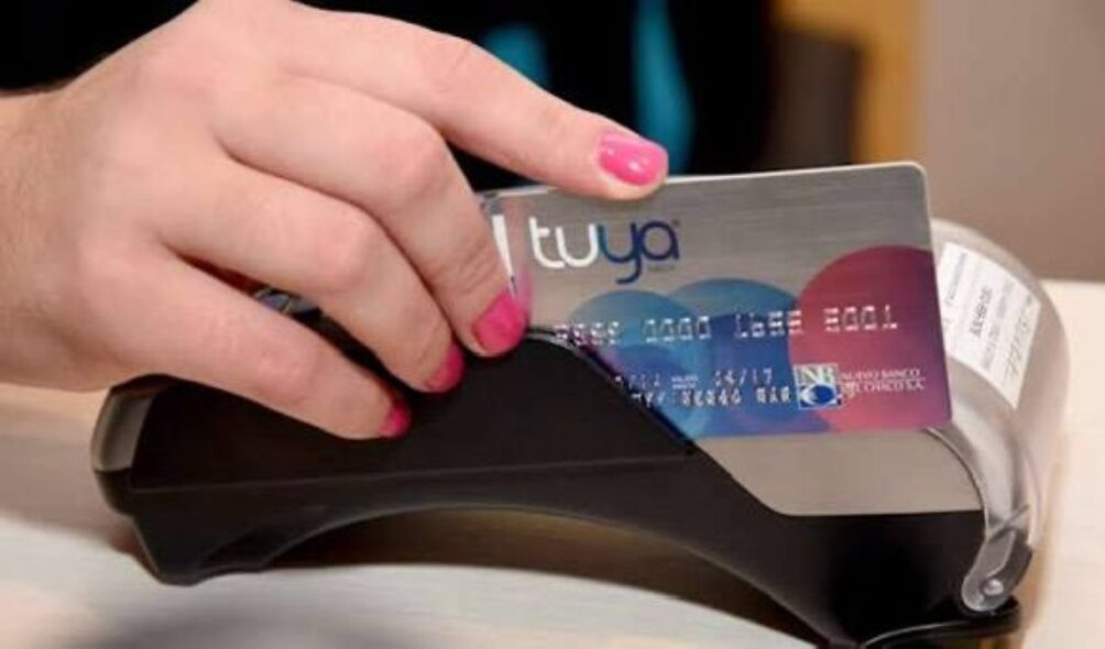 tarjeta tuya
