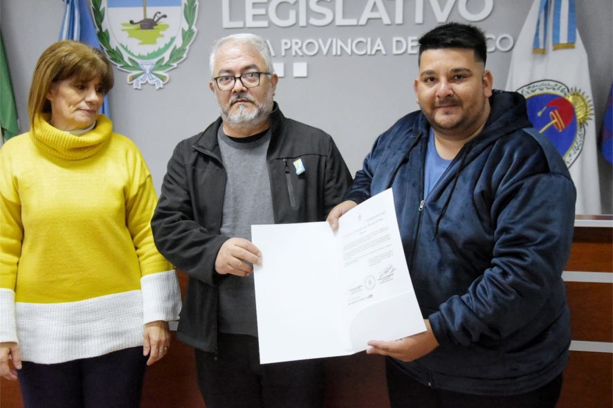 trayectoria de Elías Ricardo Cáceres, presidente de la Fundación Barranqueras Caminando hacia un Futuro