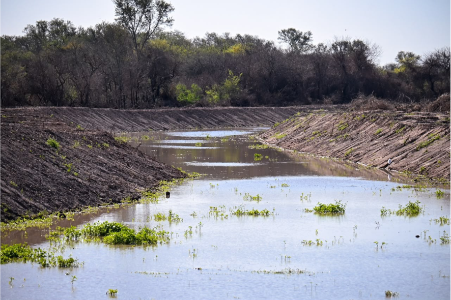 Canal de agua