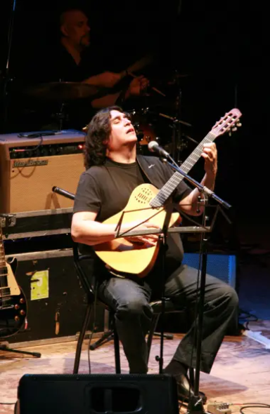 Luis Salinas